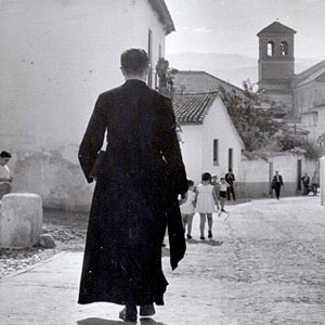 sacerdotes de villa